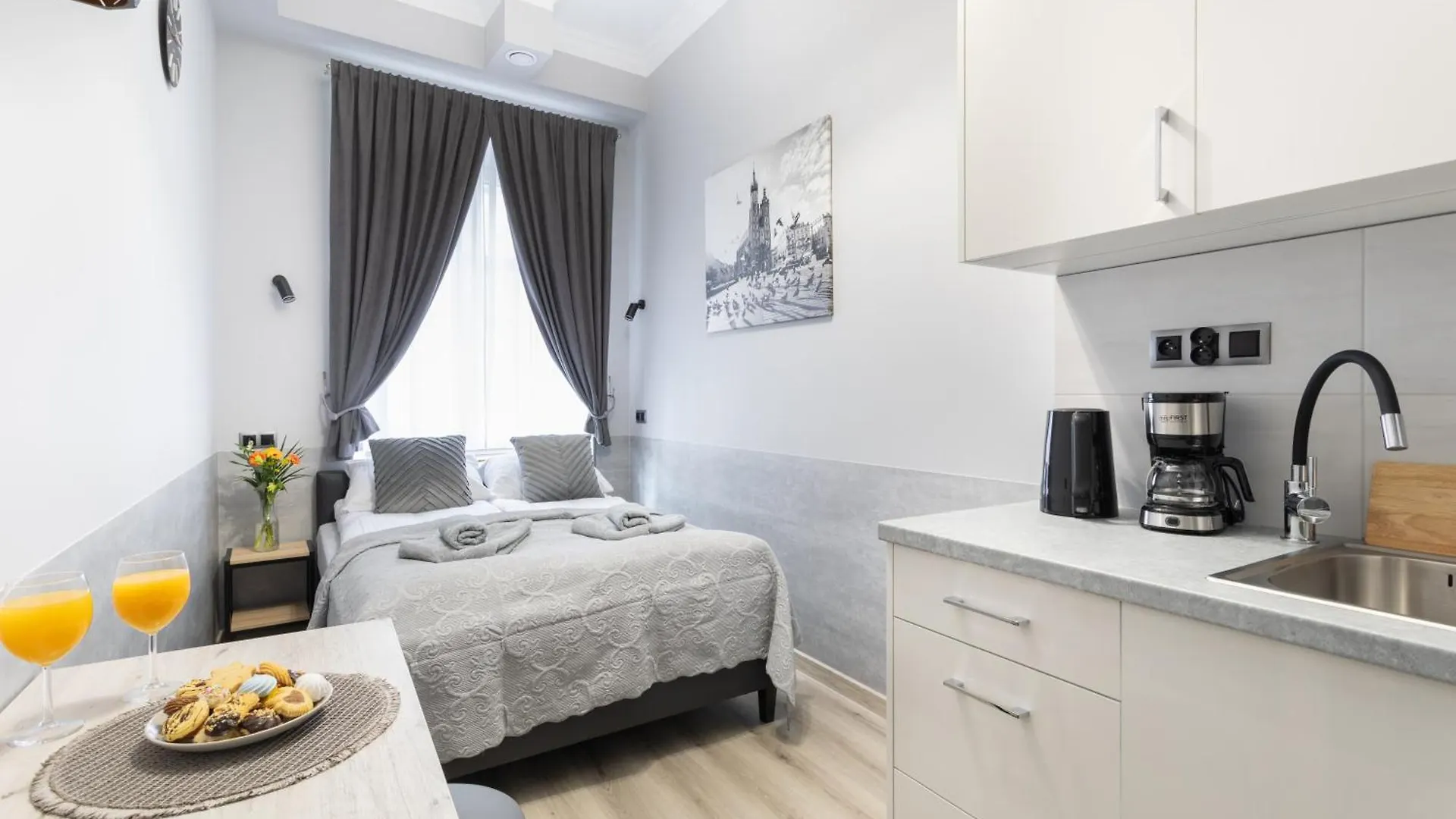 Dolce Vita Elegant Apartments Krakow 0*,