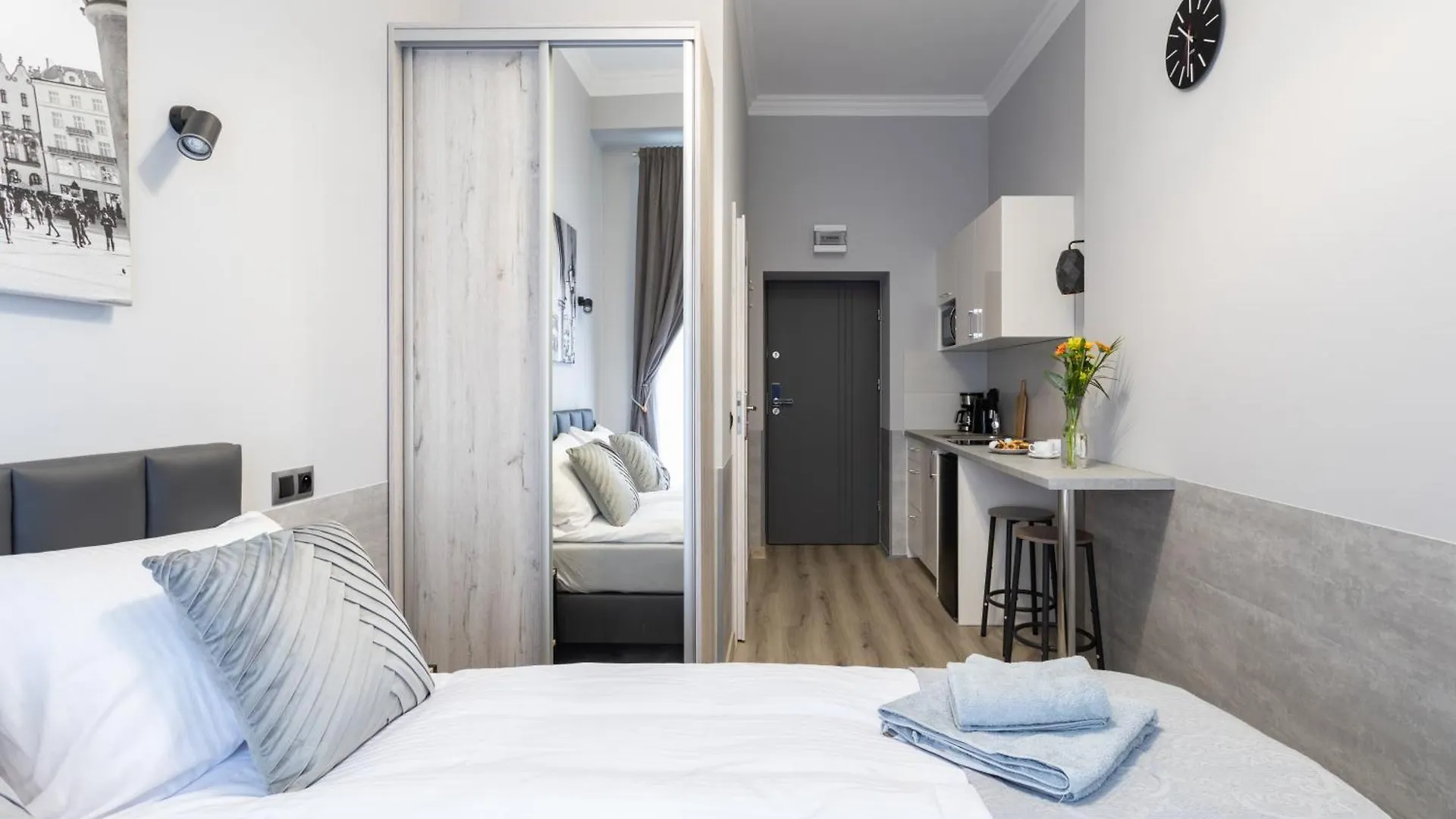 Dolce Vita Elegant Apartments Krakow Poland